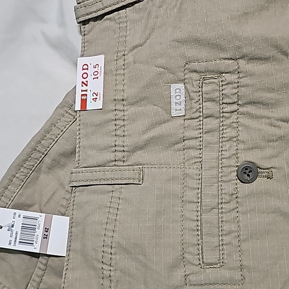 Men's Cargo shorts - Picture 4 of 5